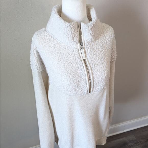 Aerie Cream Hometown Holiday Quarter Zip Pullover Sweatshirt Size Medium - Picture 2 of 8